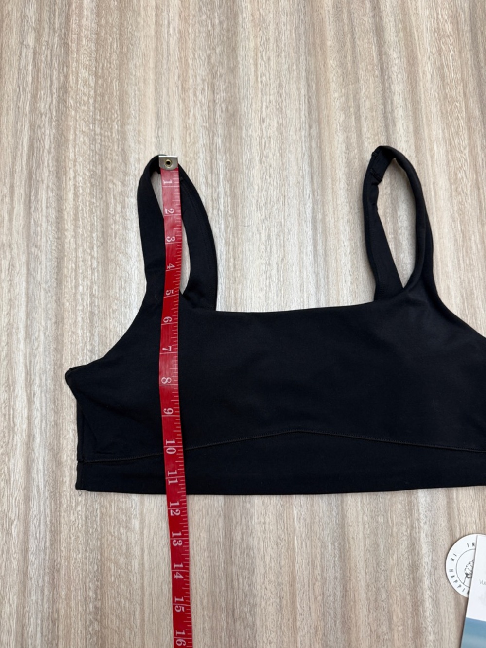NWT Vuori All The Form Bra Size Medium Women’s in Black - Picture 10 of 11